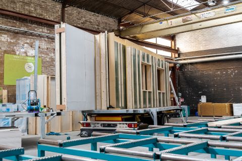 Voorbereiding bouwpakket houtskeletwoning Voorbereiding bouwpakket houtskeletwoning