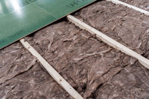 Houtskeletwanden geïsoleerd met ecologische houtvezelisolatie Houtskeletwanden geïsoleerd met ecologische houtvezelisolatie