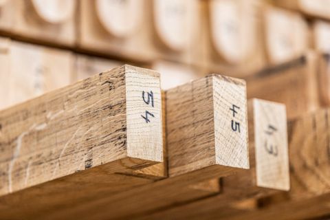 Kant-en-klaar bouwpakket voor houten bijgebouw Kant-en-klaar bouwpakket voor houten bijgebouw