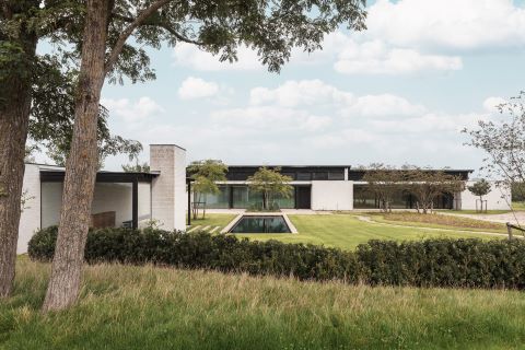Minimalistische villa opgetrokken in CLT