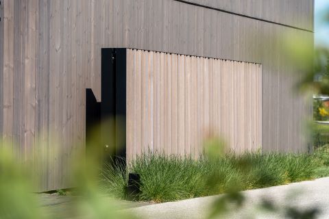 HOTwood naaldhout gevelbekleding geolied in trendkleur Taupe HOTwood naaldhout gevelbekleding geolied in trendkleur Taupe