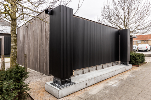 Poort met aluminium bekleding Fine line