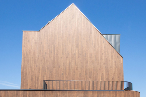 Thermisch bamboe gevelbekleding verticaal - MOSO® Bamboo X-treme® Halfhouts rabat QC Thermisch bamboe gevelbekleding verticaal - MOSO® Bamboo X-treme® Halfhouts rabat QC