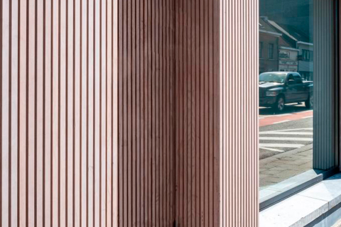 Gevelbekleding in thermisch clear pine