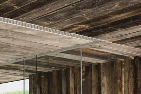 Oud hout plafond