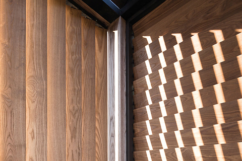 Houten shutters met horizontale of verticale lamellen