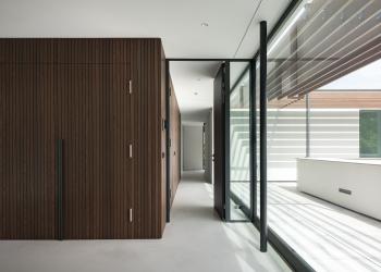 Thermo ash panelling in an oiled Ipe finish
