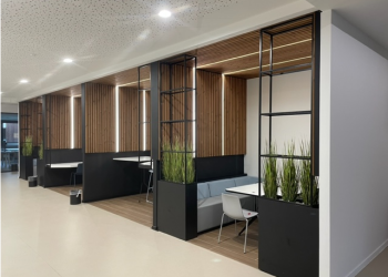 Akoestische plafond- en wandbekleding werkstation UHasselt