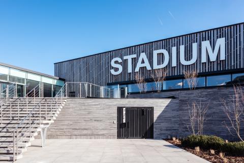 Thermisch essen gevelbekleding Stadium fitness Sint-Jans-Molenbeek