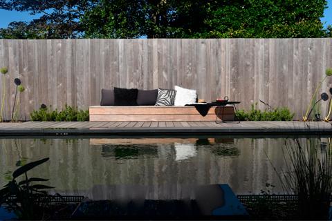 Houten afsluiting in HOTwood essen 
