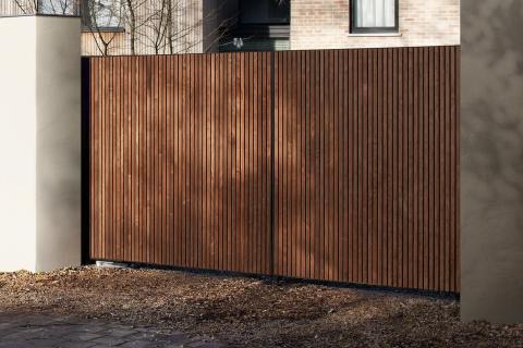 Houten draaipoort in thermisch essen Fine line