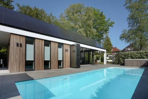 Thermisch essen gevelbekleding poolhouse Open line profiel