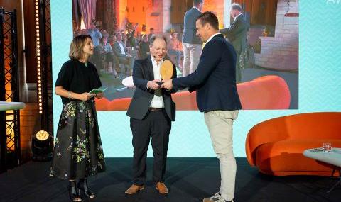 Overhandiging VLAIO Award voor economische impact aan Kristof Carpentier