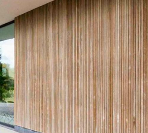 Thermoesche Holzfassade Fine Line QC