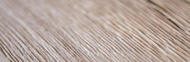 Geborsteld hout