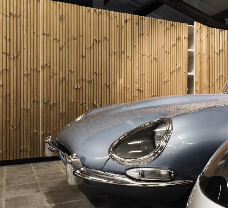 Houten wandbekleding Classic Cars