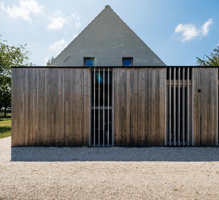 Houten aanbouw en omheining woning Ramskapelle  | Carpentier