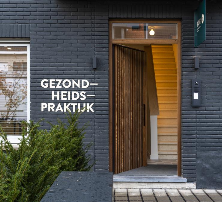 Houten deur thermisch essen
