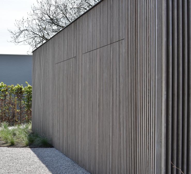 Houten gevelbekleding moderne woning Zottegem