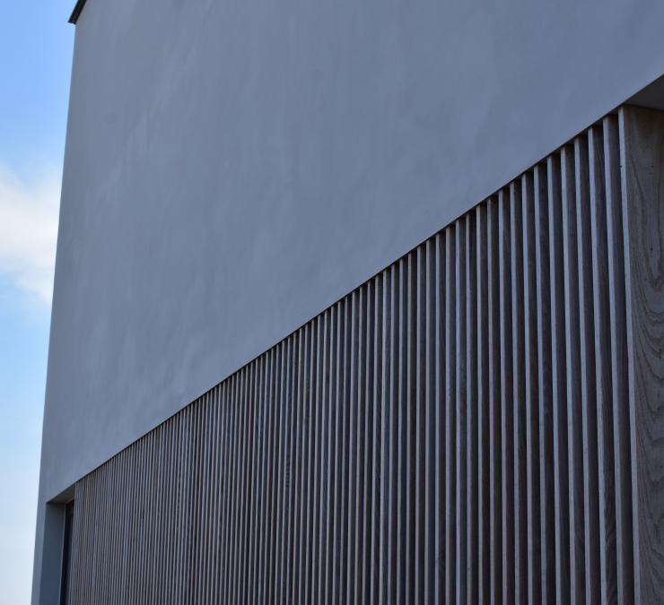Houten gevelbekleding moderne woning Zottegem