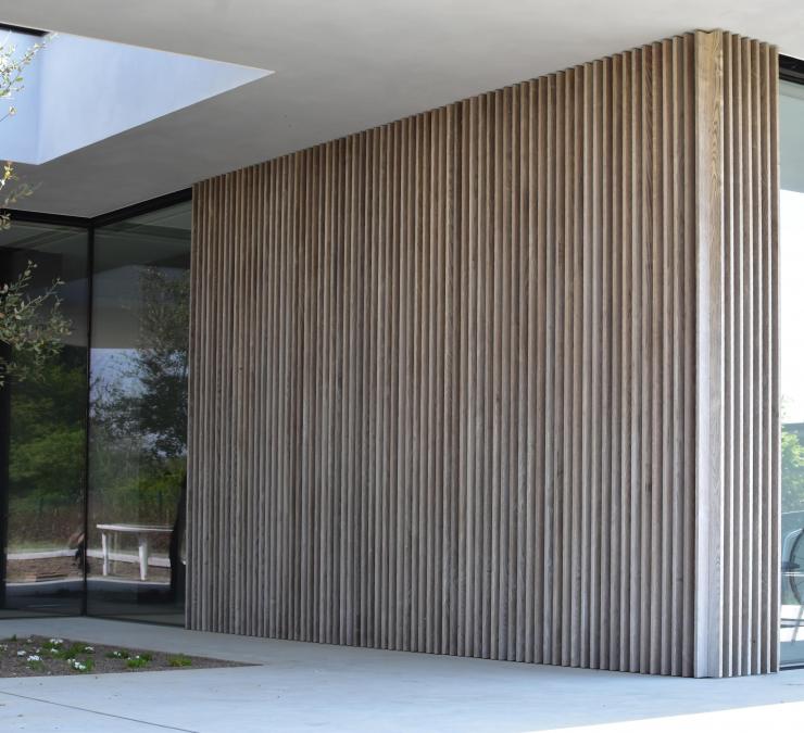 Houten gevelbekleding moderne woning Zottegem