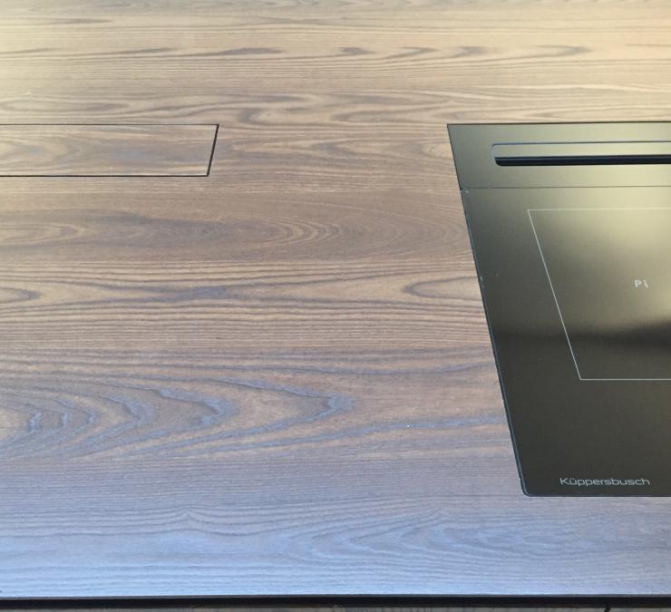 Keuken vervaardigd met bekantrecht thermisch hout | Carpentier