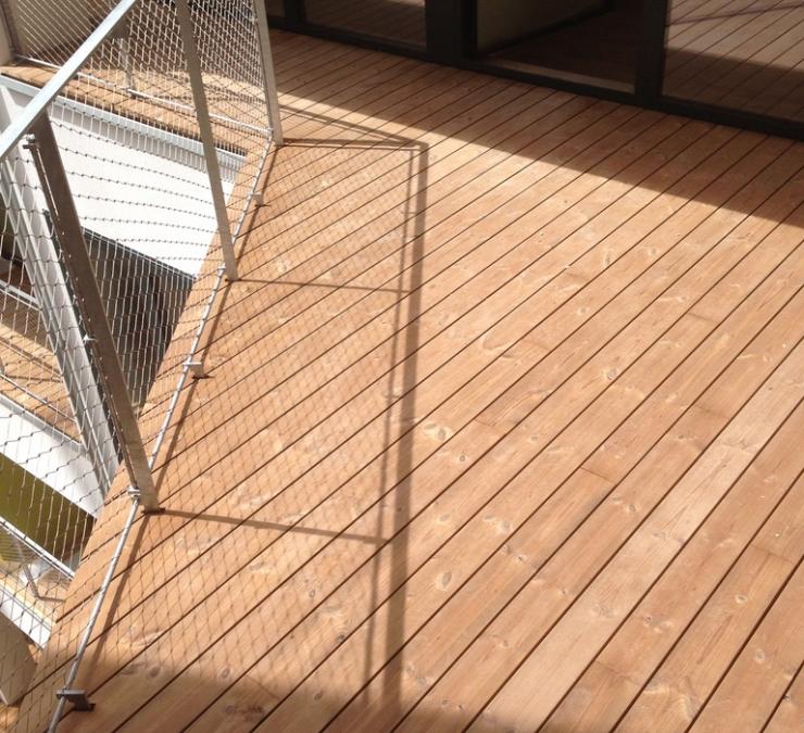 HOTwood naaldhout terras appartement Brussel