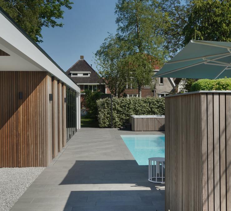 Thermisch essen gevelbekleding poolhouse Open line profiel