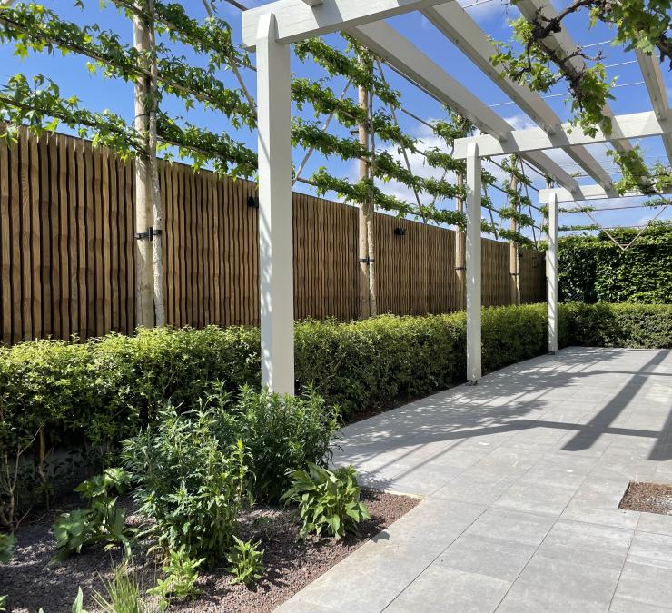 Houten omheining in 3D profiel HOTwood essen