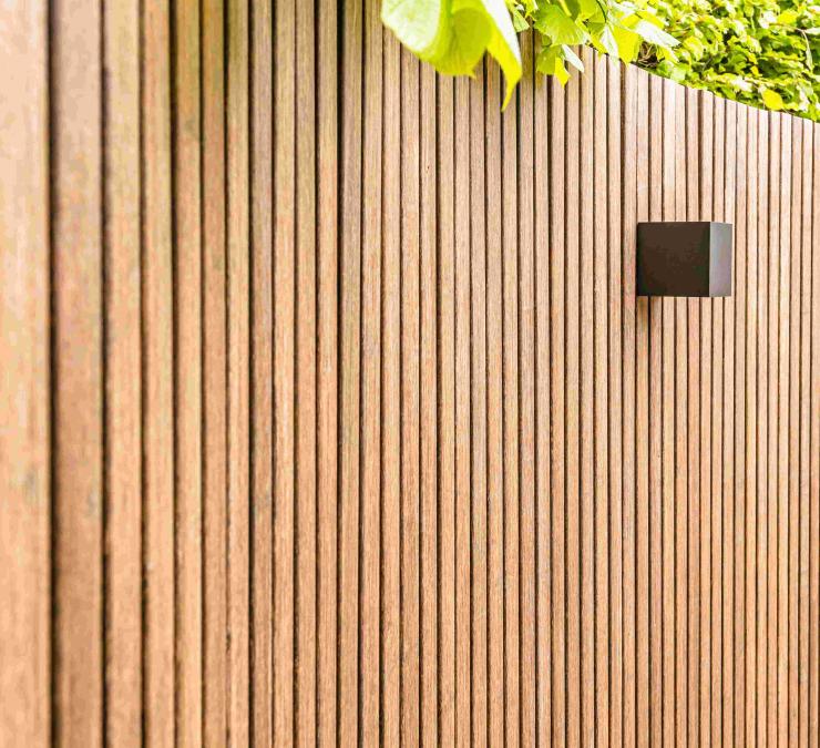HOTwood bamboe tuinwand met ronde vormen
