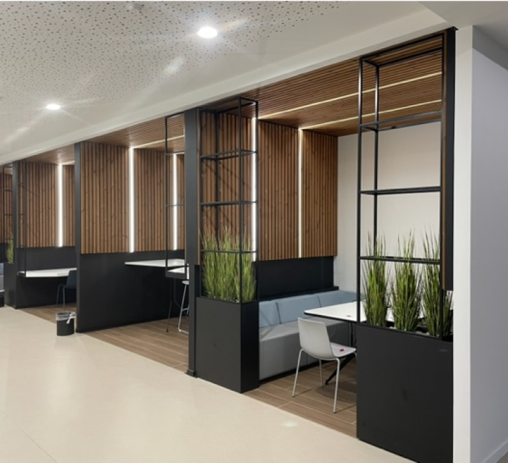Akoestische plafond- en wandbekleding werkstation UHasselt