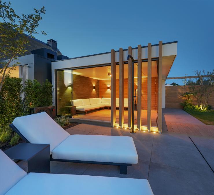 Poolhouse afgewerkt met Accoya hout