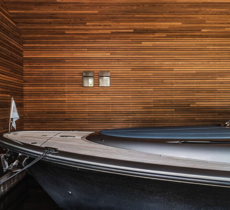 Boothuis interieur bekleed met thermisch essen Open Line QC