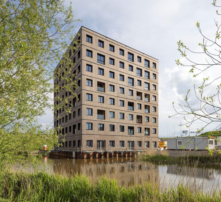 Thermo bamboo cladding on a housing project in Amsterdam