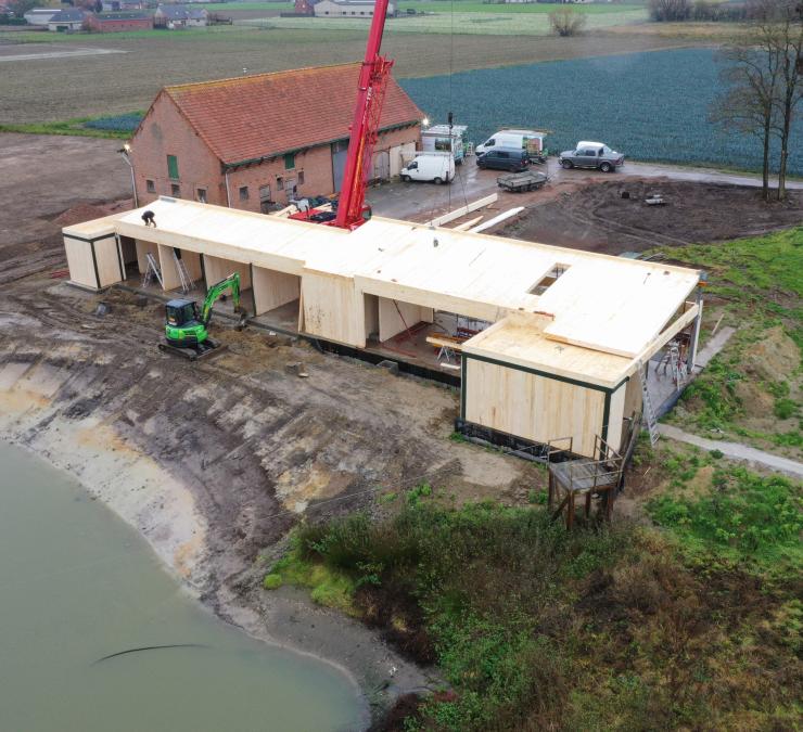 Duurzame CLT-woning in opbouw